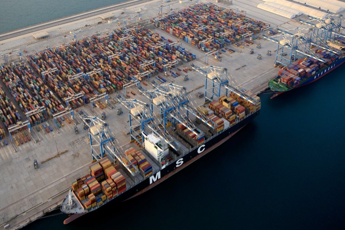 Khalifa Port, Abu Dhabi, UAE - Gantrex - Your Worldwide Market leader in Crane and Specialty Rail tracks